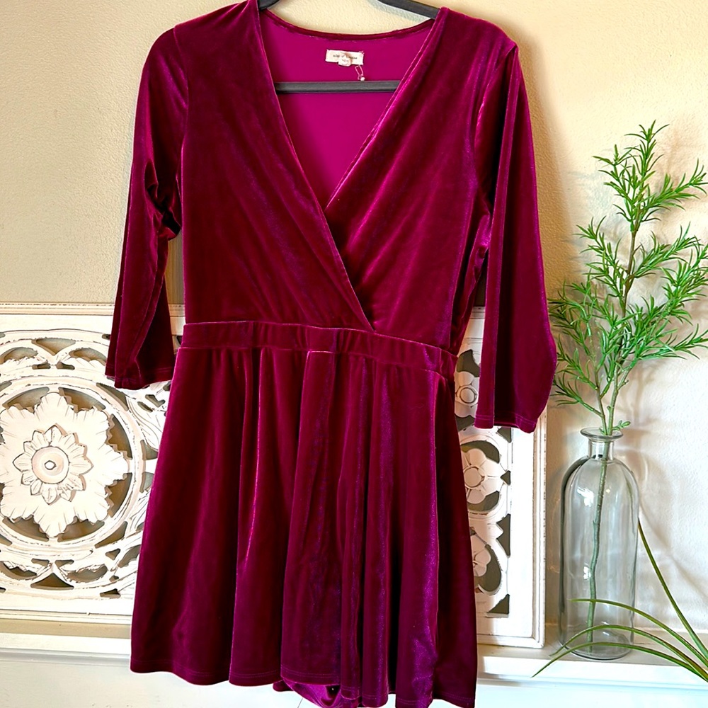 PRICE FIRM Urban Outfitters Pink Velvet Romper - Picture 8 of 12